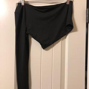 Black one sleeve cropped shirt!